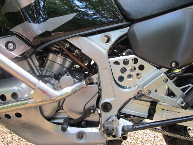 Мотоцикл Kawasaki Ninja 400 2023