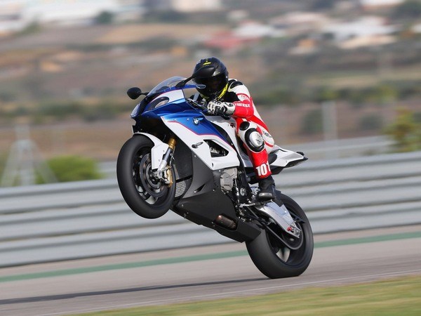 Фотогалерея мотоцикла BMW S 1000 RR (БМВ С 1000 РР) - фото 1
