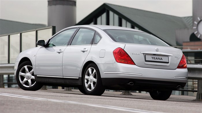 На фото: Nissan Teana (J31) 