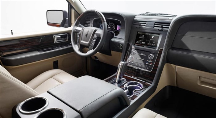Салон Lincoln Navigator
