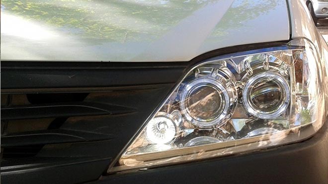 Фонарь Renault Logan