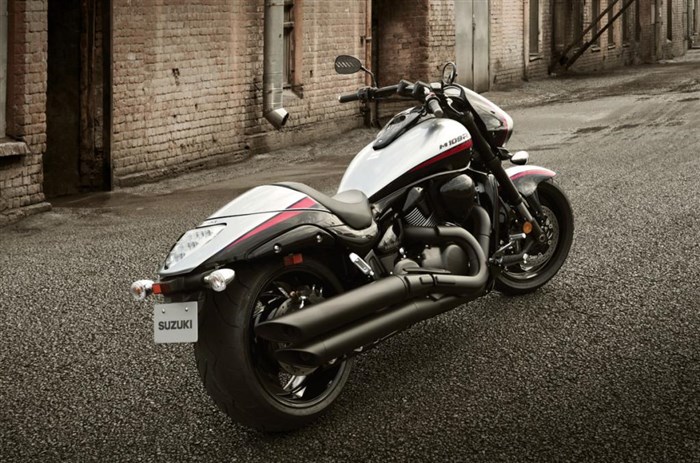 suzuki m109r характеристики